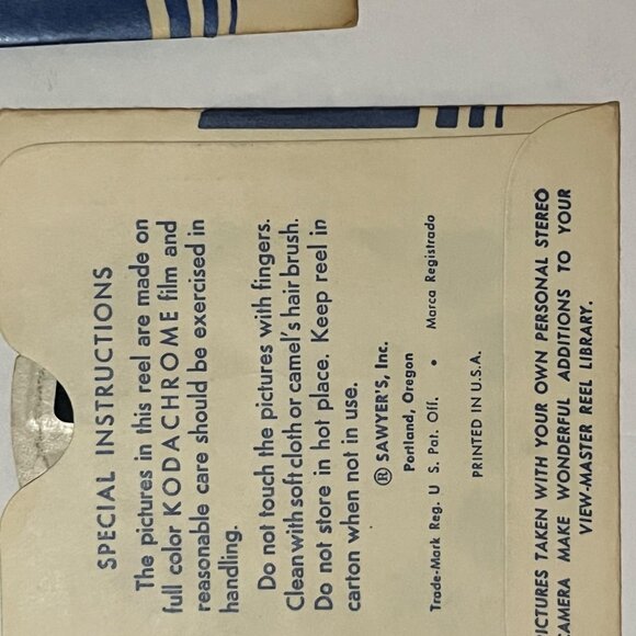 Sawyer Black Bakelite Viewmaster 1950 with 16 reels - Picture 9 of 9